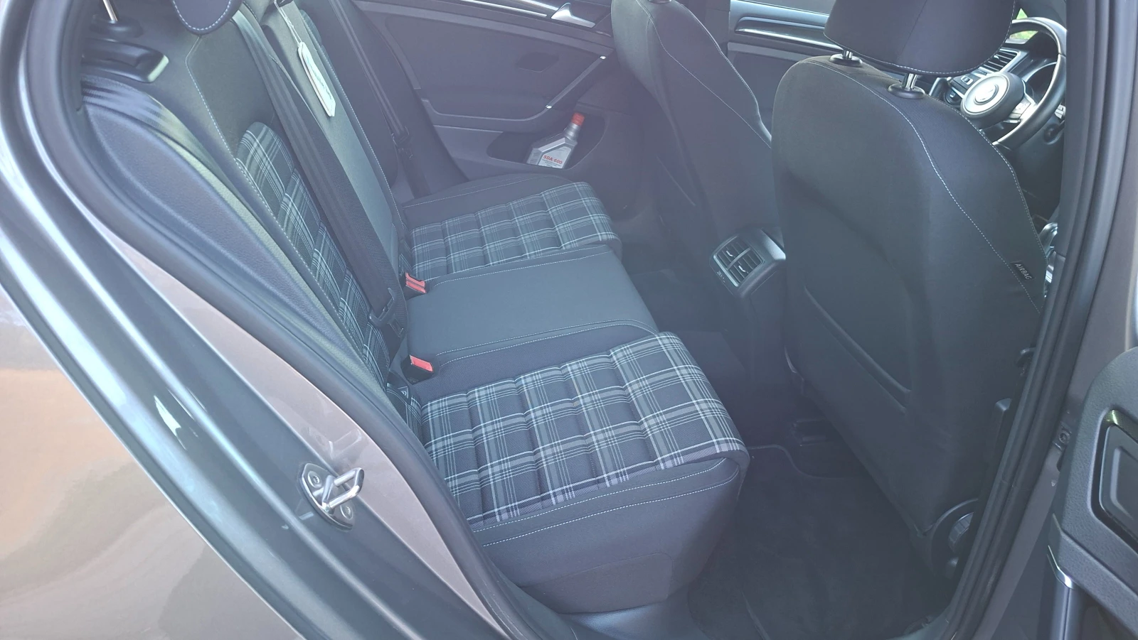 VW Golf 2.0d 184кс, снимка 12 - Автомобили и джипове - 54907229