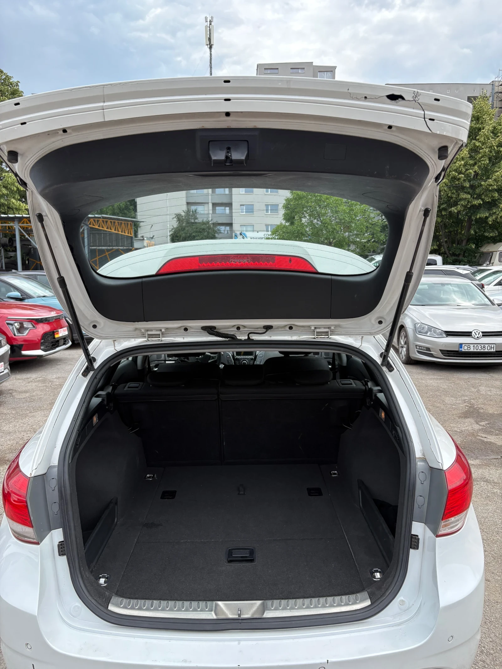 Hyundai I40 1.7CRDI, снимка 9 - Автомобили и джипове - 55134462
