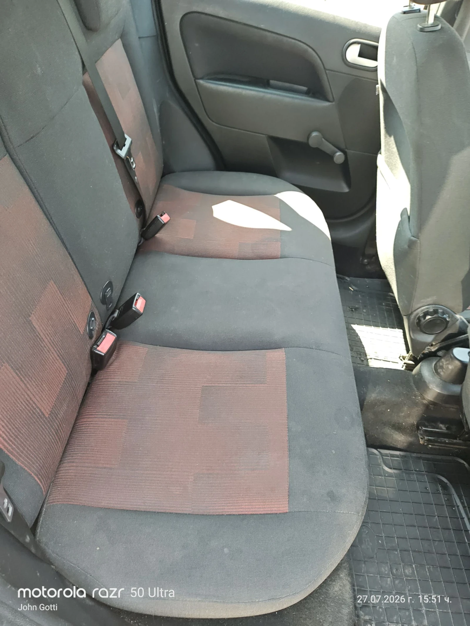 Ford Fiesta Fiesta Fifty 5T 2007г., снимка 9 - Автомобили и джипове - 55433096