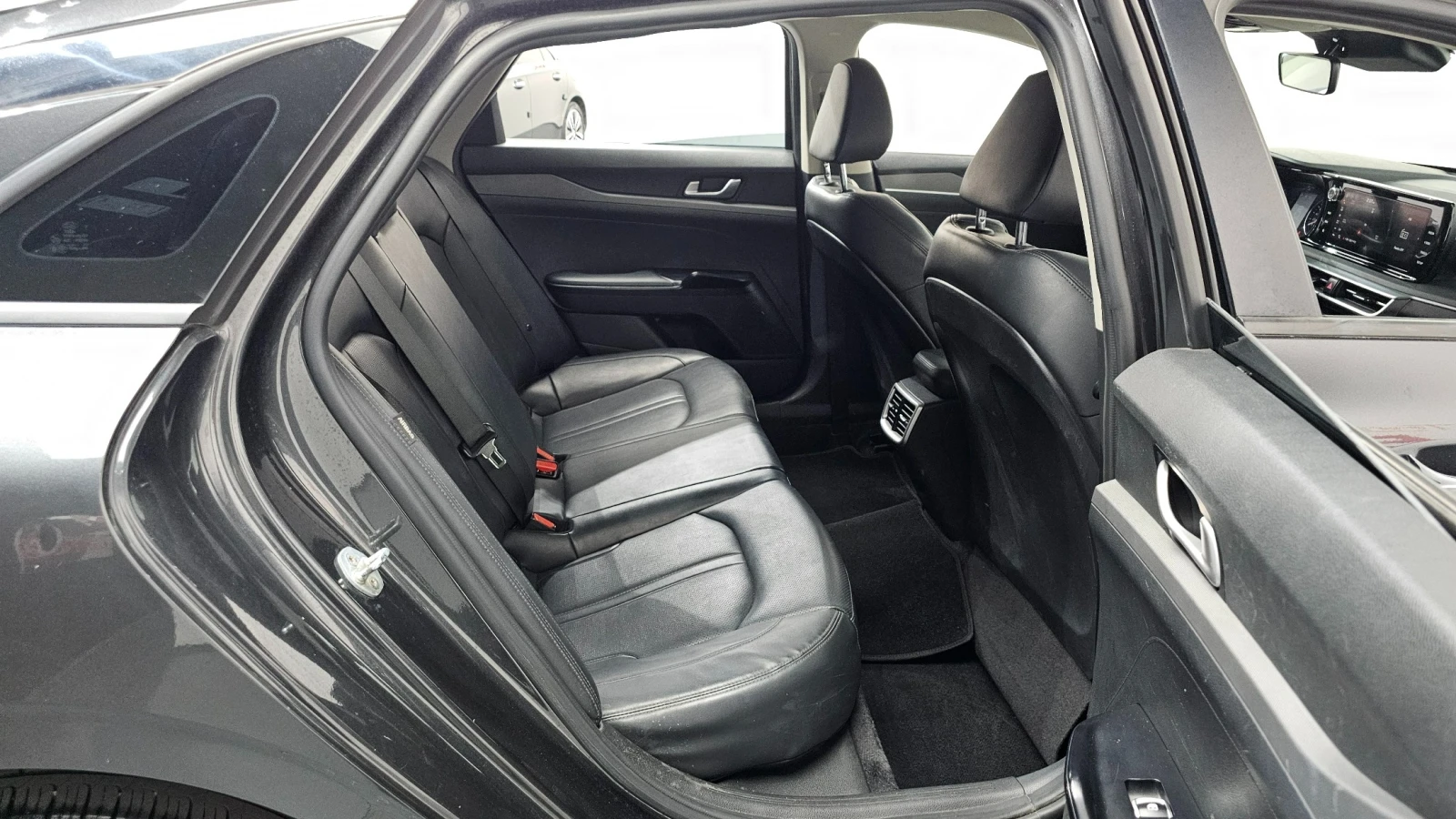 Kia K5, снимка 11 - Автомобили и джипове - 55501516