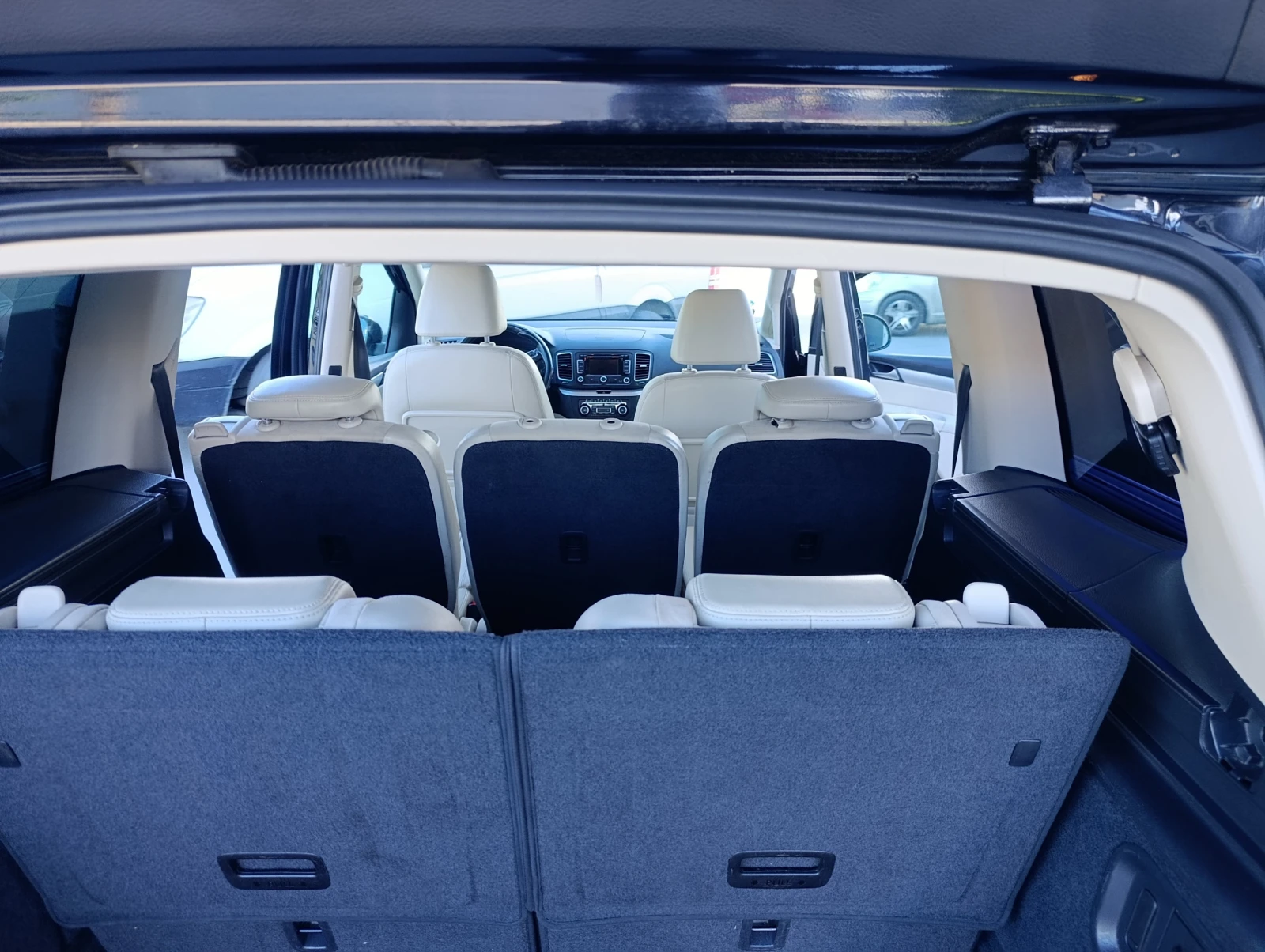 VW Sharan, снимка 16 - Автомобили и джипове - 55826694