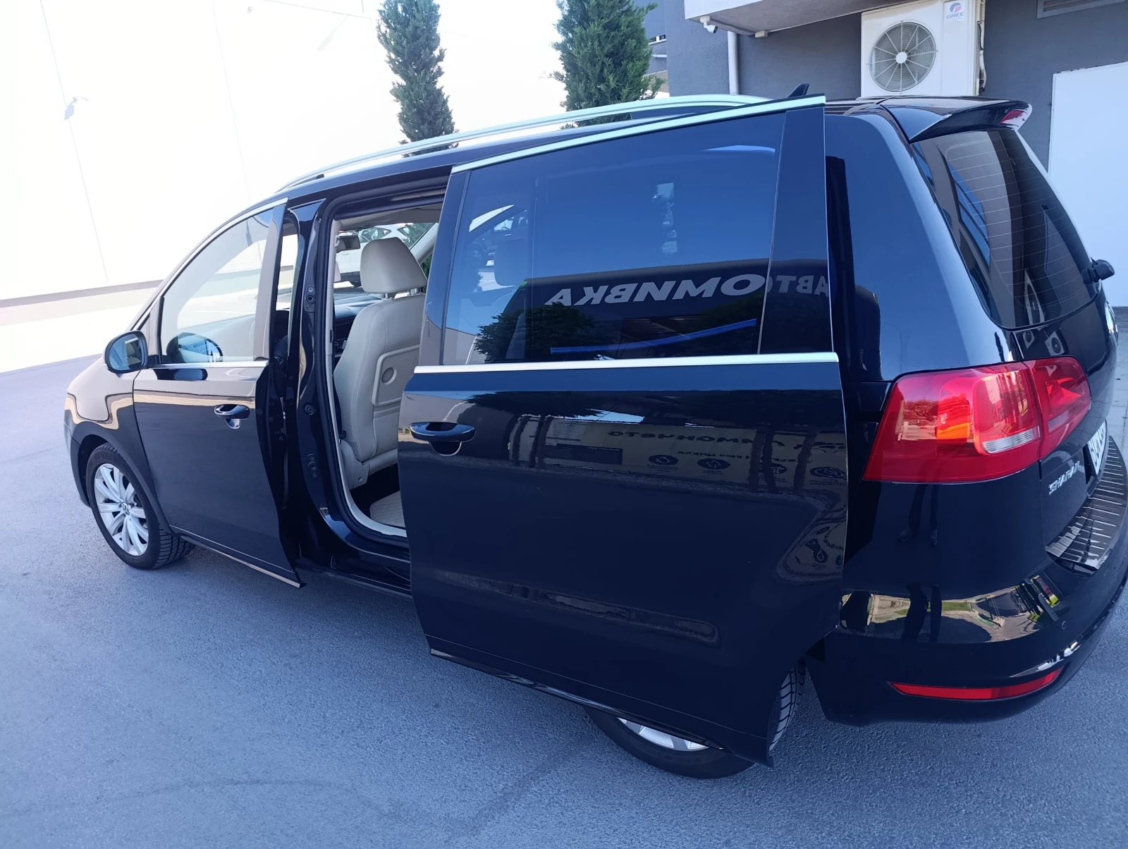 VW Sharan, снимка 3 - Автомобили и джипове - 55826694