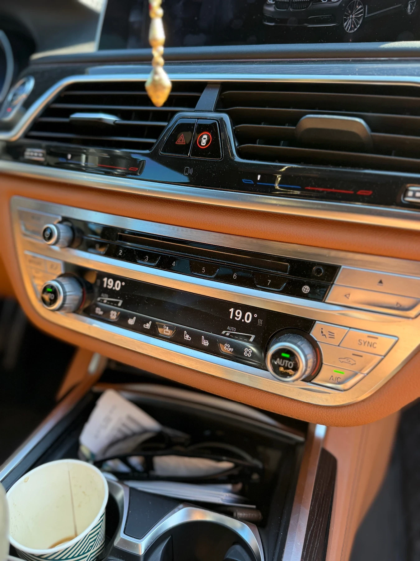 BMW 740 M пакет, снимка 8 - Автомобили и джипове - 55740683