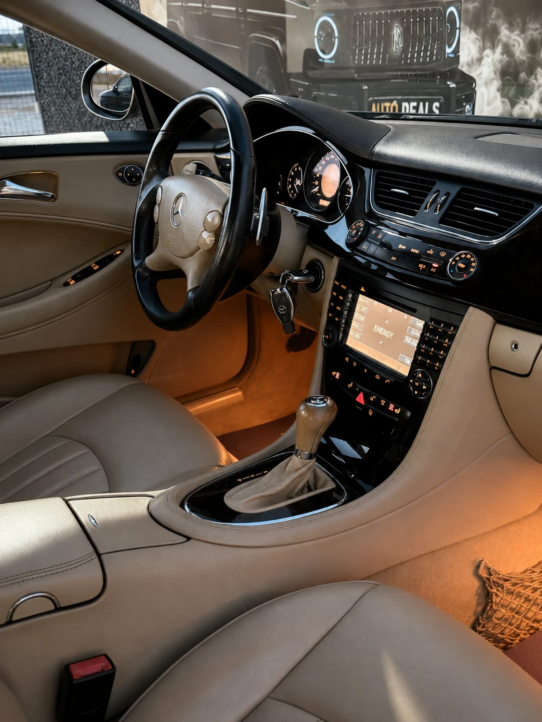 Mercedes-Benz CLS 320 224HP| 6.3AMG-PACK| EXCLUSIVE| СОБСТВЕН ЛИЗИНГ, снимка 9 - Автомобили и джипове - 55838646