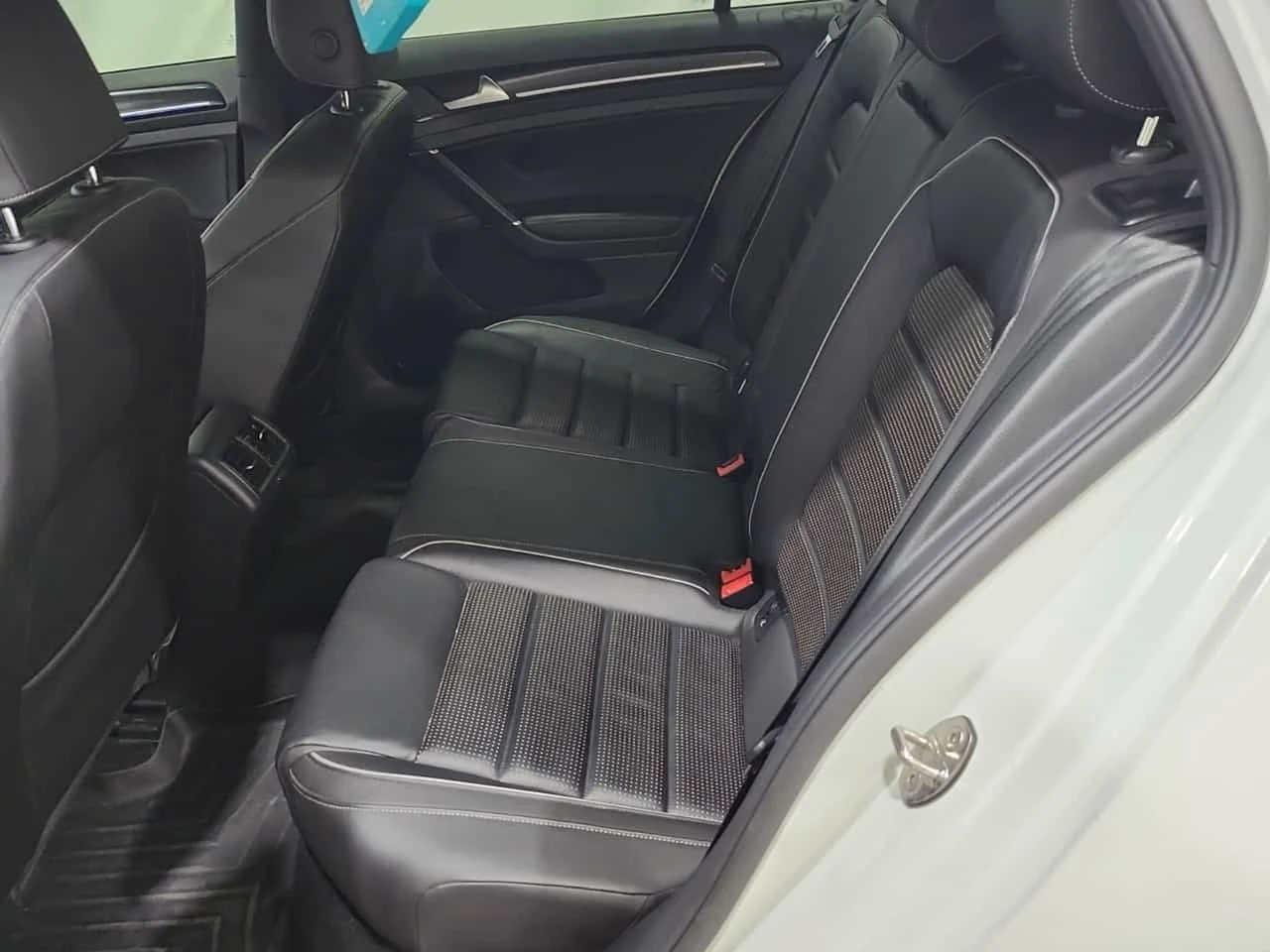 VW Golf * 5 DOOR DSG * CARFAX * ����� �� ����������� | Mobile.bg � ����������� 12