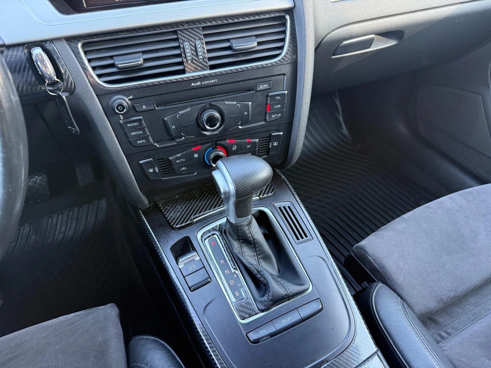Audi A4 2.0TDI 143 к.с., снимка 10 - Автомобили и джипове - 56574680