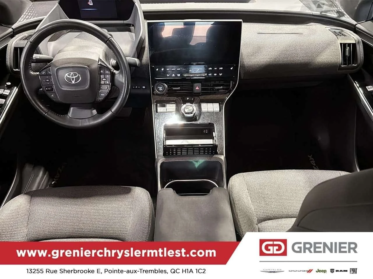Toyota bZ4X LE 1 OWNER+ NO CARFAX+ 100% ELECTRIC+ DRIVING ASSI | Mobile.bg � ����������� 11