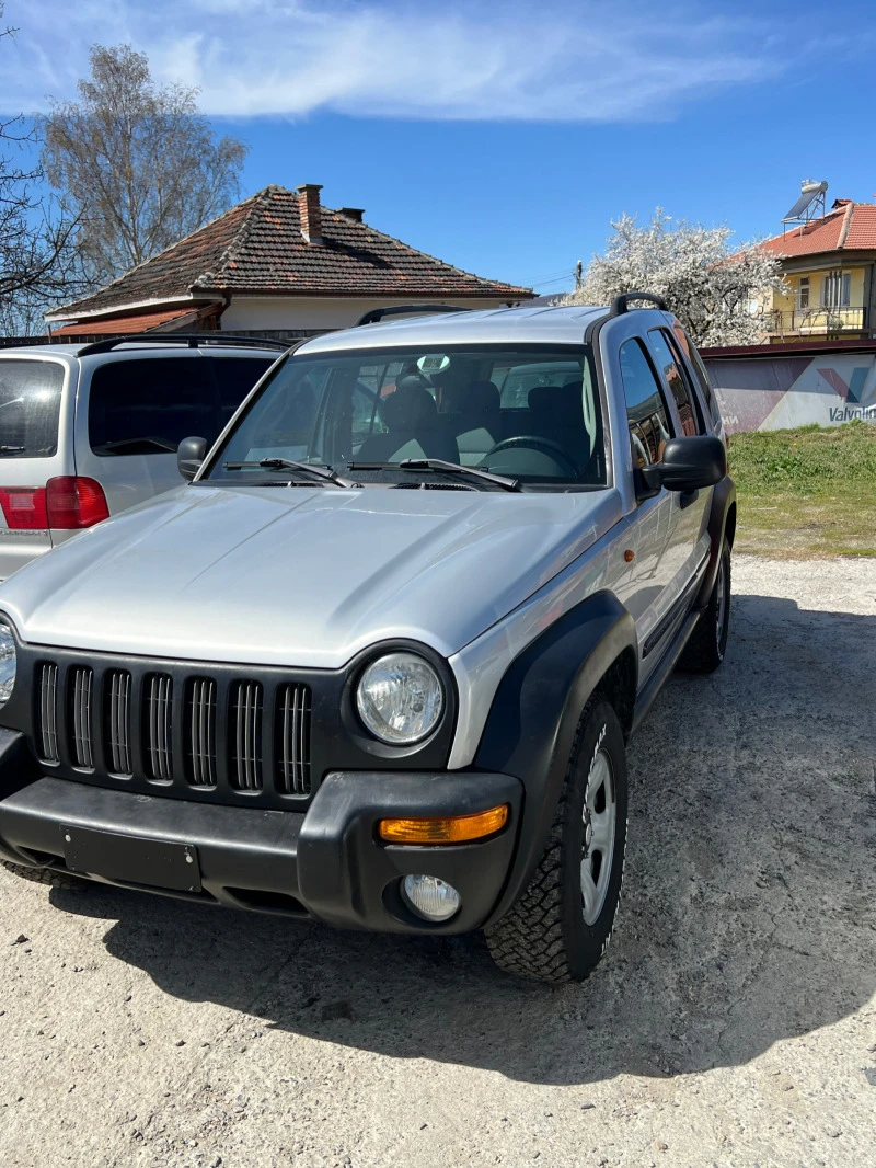 Jeep Cherokee Дизел , снимка 2 - Автомобили и джипове - 47367815