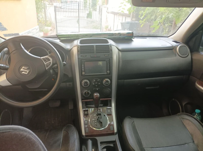 Suzuki Grand vitara, снимка 6 - Автомобили и джипове - 48638322