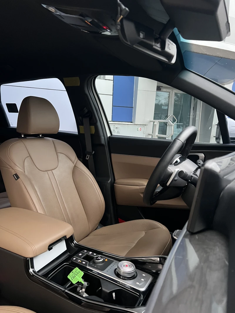 Kia Sorento 2.2d 4x4, снимка 14 - Автомобили и джипове - 52700062