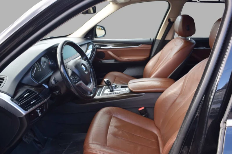 BMW X5 xDrive35i* Harman/Kardon* подгрев* панорама* Heads, снимка 7 - Автомобили и джипове - 53046096