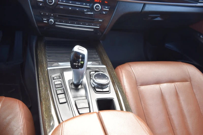 BMW X5 xDrive35i* Harman/Kardon* подгрев* панорама* Heads, снимка 13 - Автомобили и джипове - 53046096