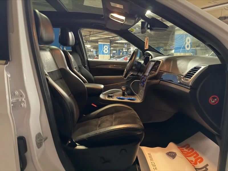 Jeep Grand cherokee 6.4 V8 HEMI SRT8 Automatic, снимка 13 - Автомобили и джипове - 53107010
