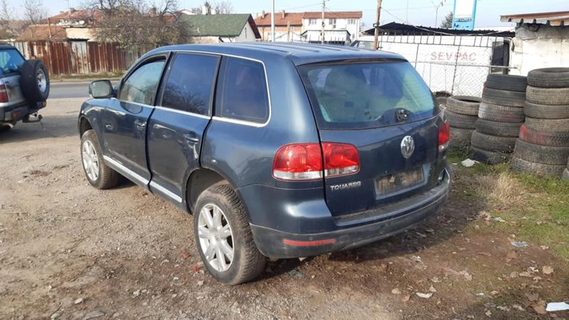 VW Touareg 2.5tdi/на части, снимка 3 - Автомобили и джипове - 30908627