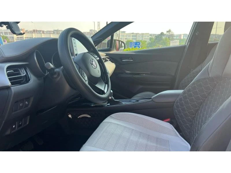 Toyota C-HR 2.0 Hybrid Classy | Mobile.bg � ����������� 9