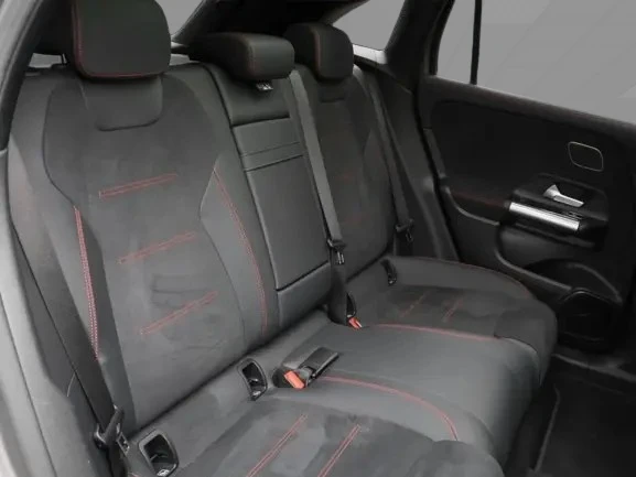 Mercedes-Benz EQA 300 4Matic = AMG Line = Гаранция, снимка 9 - Автомобили и джипове - 54223876