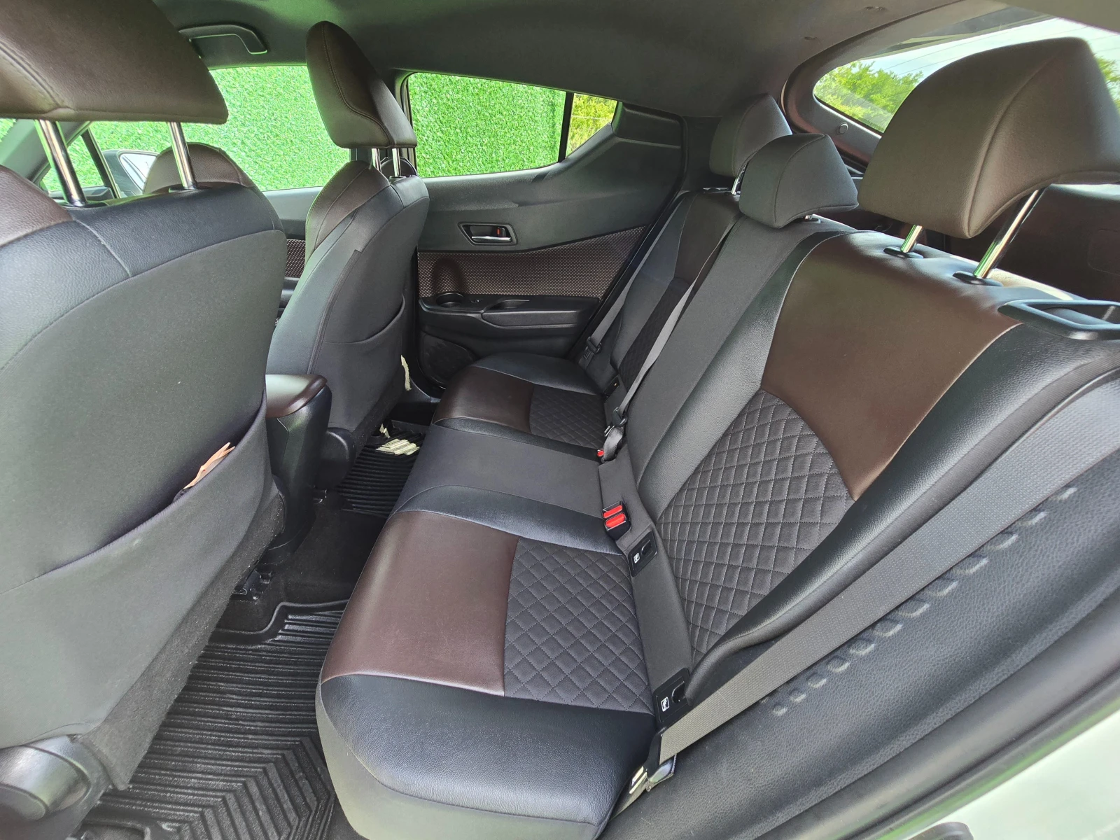 Toyota C-HR 1.8i* HYBRID* 122кс* 119000км - изображение 10
