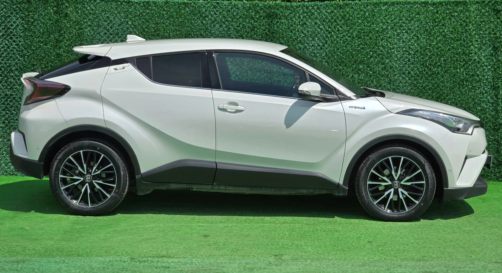 Toyota C-HR 1.8i* HYBRID* 122кс* 119000км - изображение 4