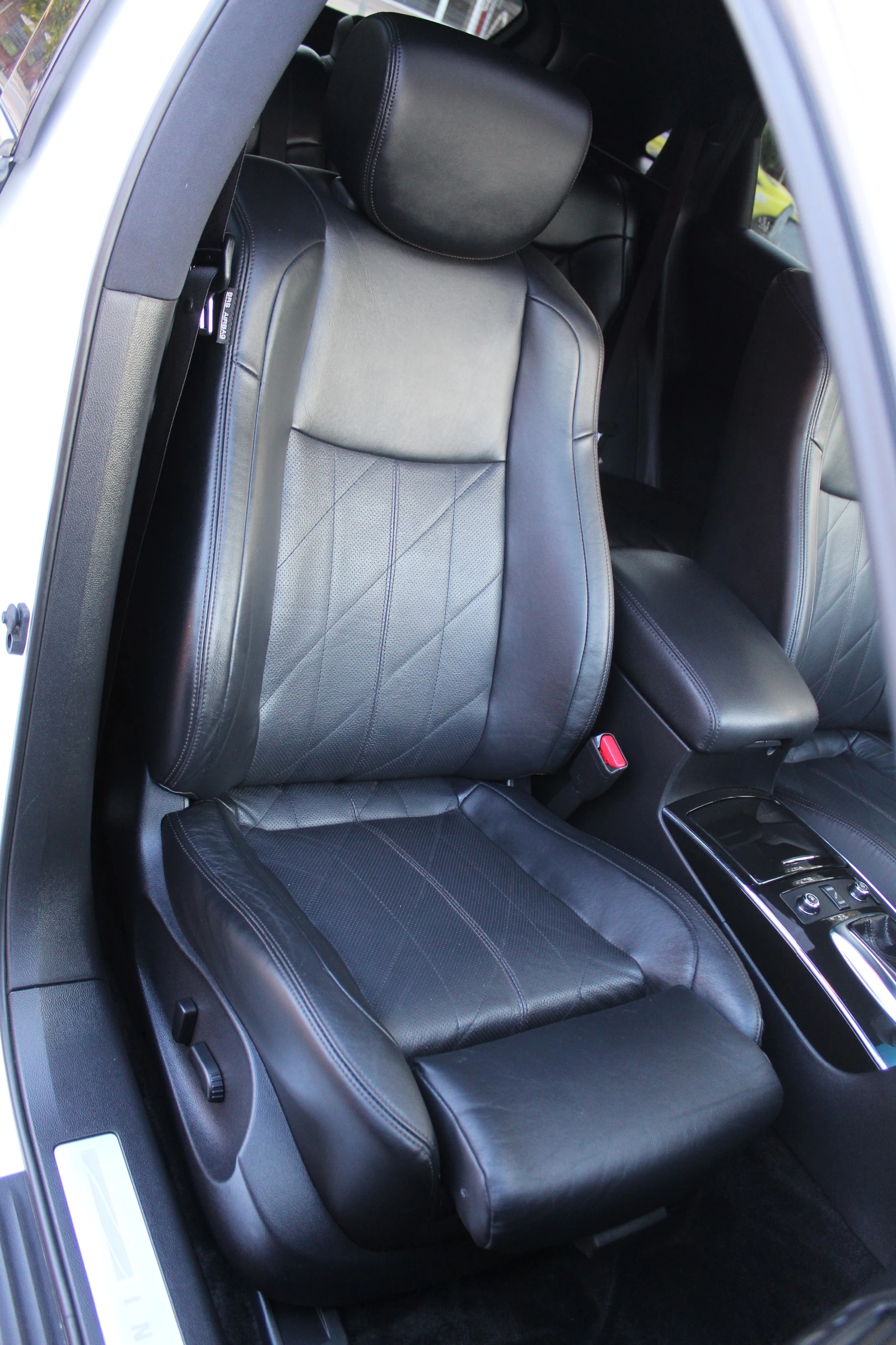 Infiniti QX70 S 3.0D FULL 141K - изображение 10