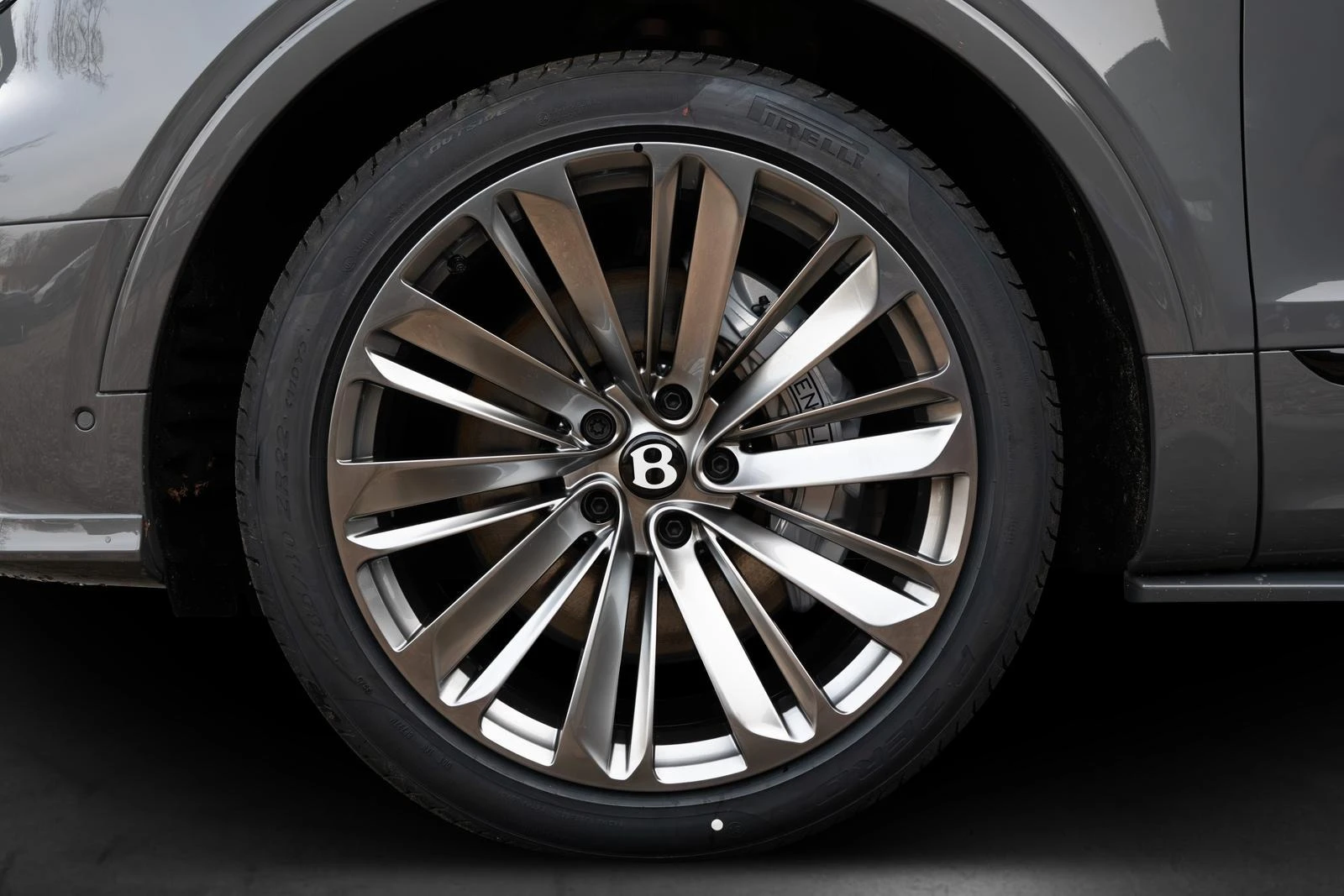 Bentley Bentayga SPEED/NEW MODEL/NAIM/MULLINER/PANO/HEAD UP/360/ - изображение 8