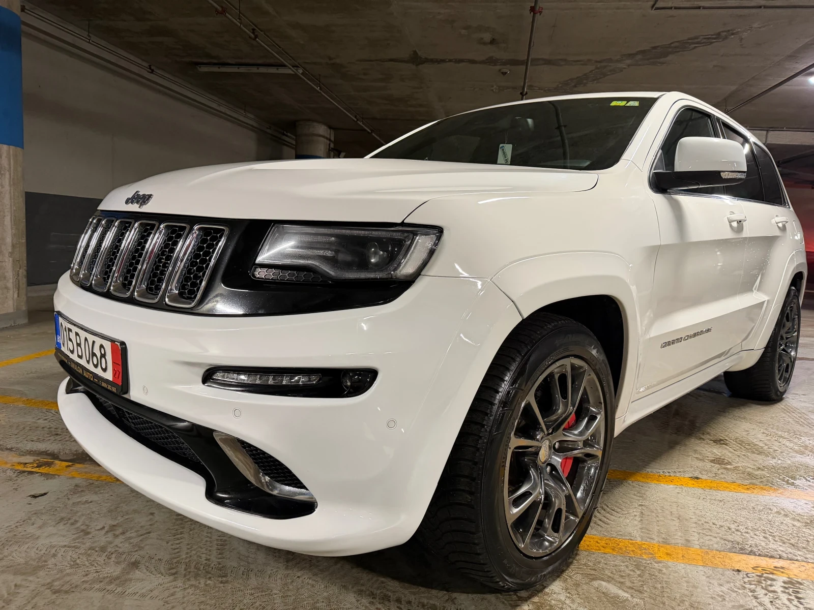 Jeep Grand cherokee 6.4 V8 HEMI SRT8 Automatic - изображение 7
