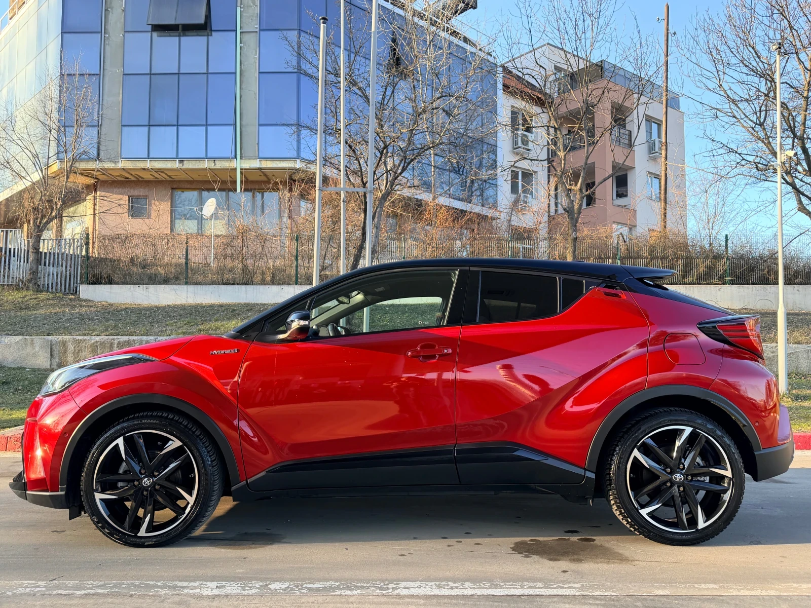 Toyota C-HR GR SPORT 2.0 HYBRID 184 BI COLOR - изображение 7