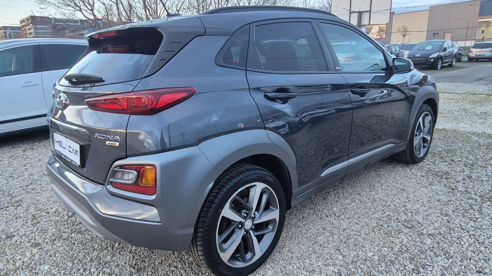 Hyundai Kona 1.6GRDI АВТОМАТ 4Х4 КОЖА ЛИЗИНГ ВИДЕО , снимка 4 - Автомобили и джипове - 53818476