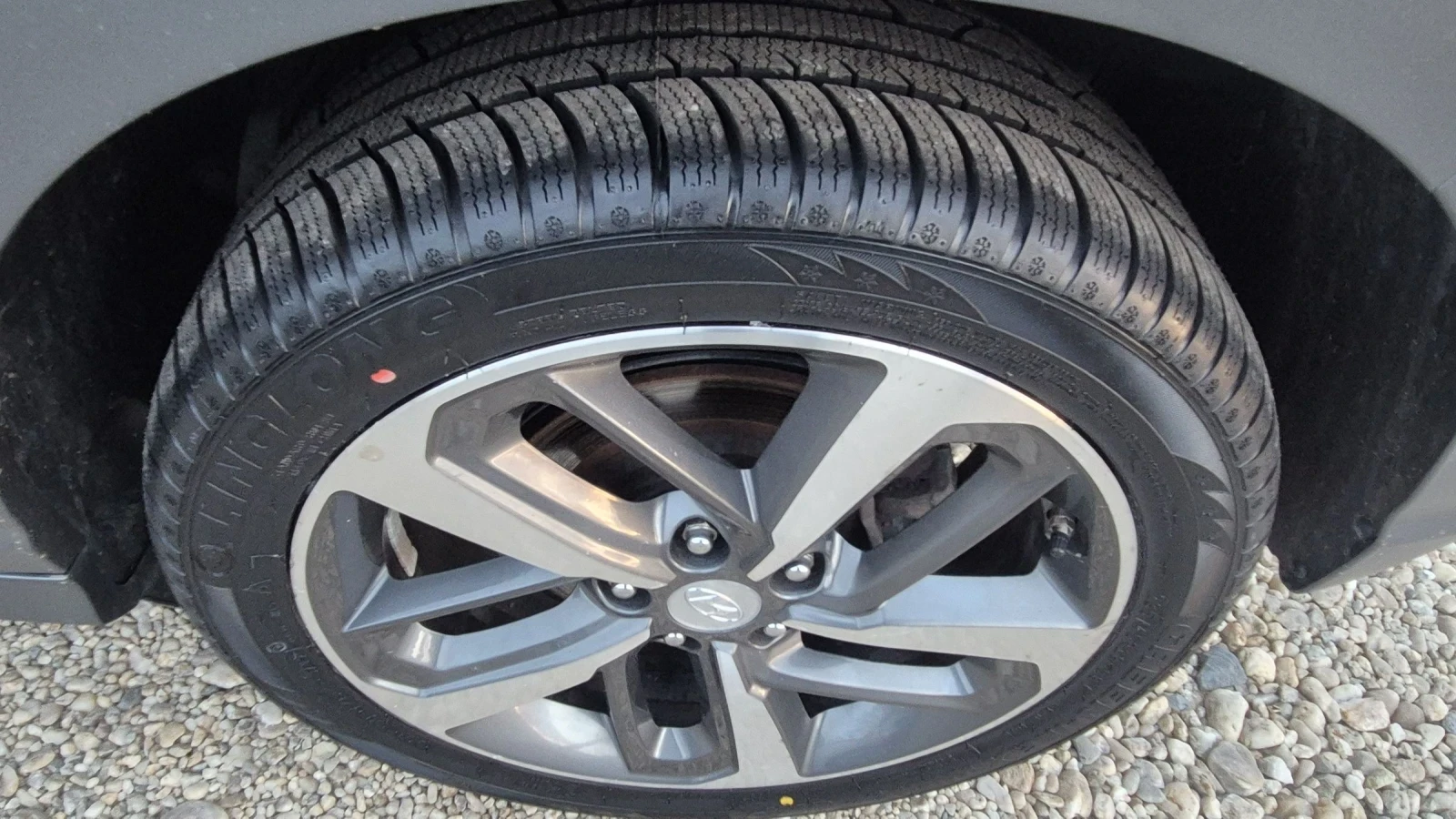 Hyundai Kona 1.6GRDI АВТОМАТ 4Х4 КОЖА ЛИЗИНГ ВИДЕО , снимка 7 - Автомобили и джипове - 53818476