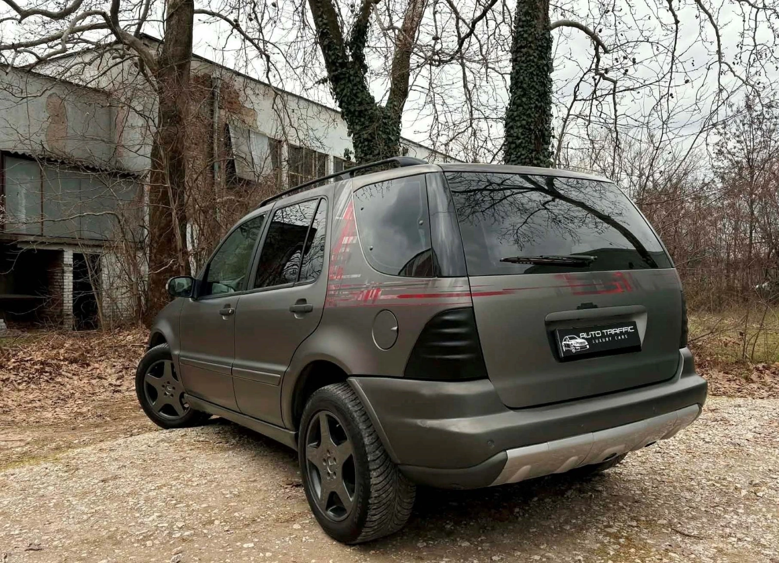 Mercedes-Benz ML 320 3.2 Газ Инж. Нави * AMG * LOW RANGE, снимка 4 - Автомобили и джипове - 54072116
