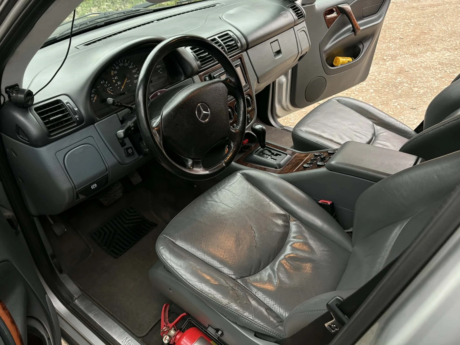 Mercedes-Benz ML 320 3.2 Газ Инж. Нави * AMG * LOW RANGE, снимка 11 - Автомобили и джипове - 54072116