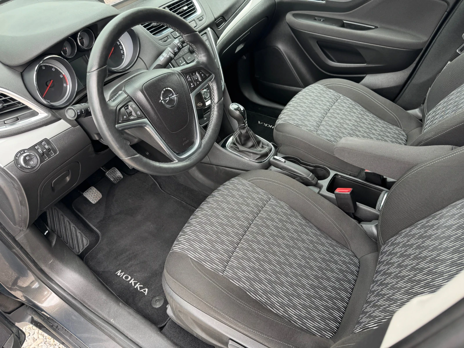 Opel Mokka 1.6 CDTI -131 кс , снимка 8 - Автомобили и джипове - 54382910