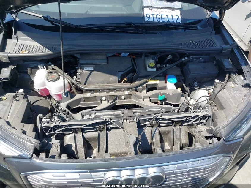 Audi Q4 E-TRON PREMIUM PLUS 40 RWD, снимка 9 - Автомобили и джипове - 54751499