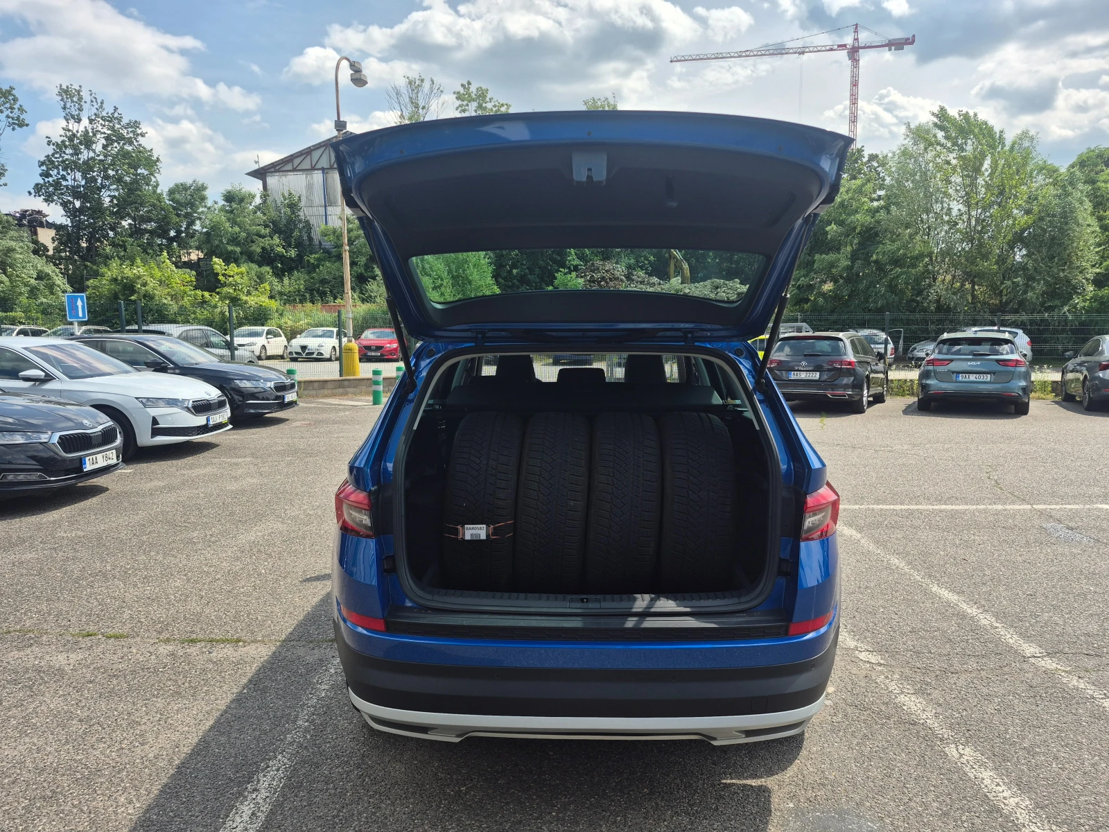 Skoda Kodiaq 2.0 TSI/ Scout/ 4x4/ DSG/ Очакван!, снимка 7 - Автомобили и джипове - 55250499