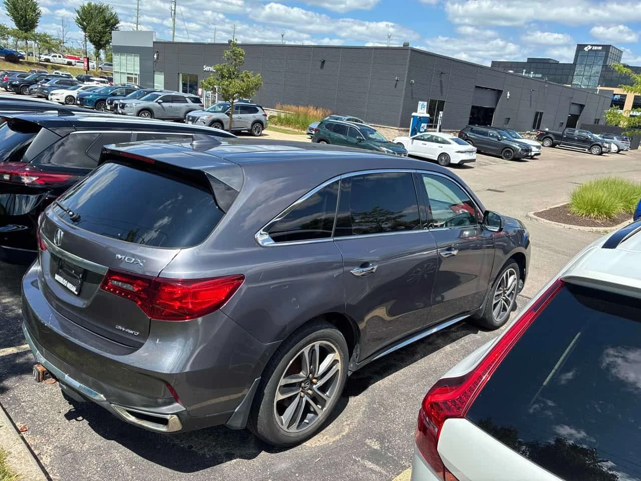 Acura Mdx * Tech Pkg * АВТОКРЕДИТ БЕЗ ПЪРВОНАЧАЛНА ВНОСКА* , снимка 3 - Автомобили и джипове - 55407675