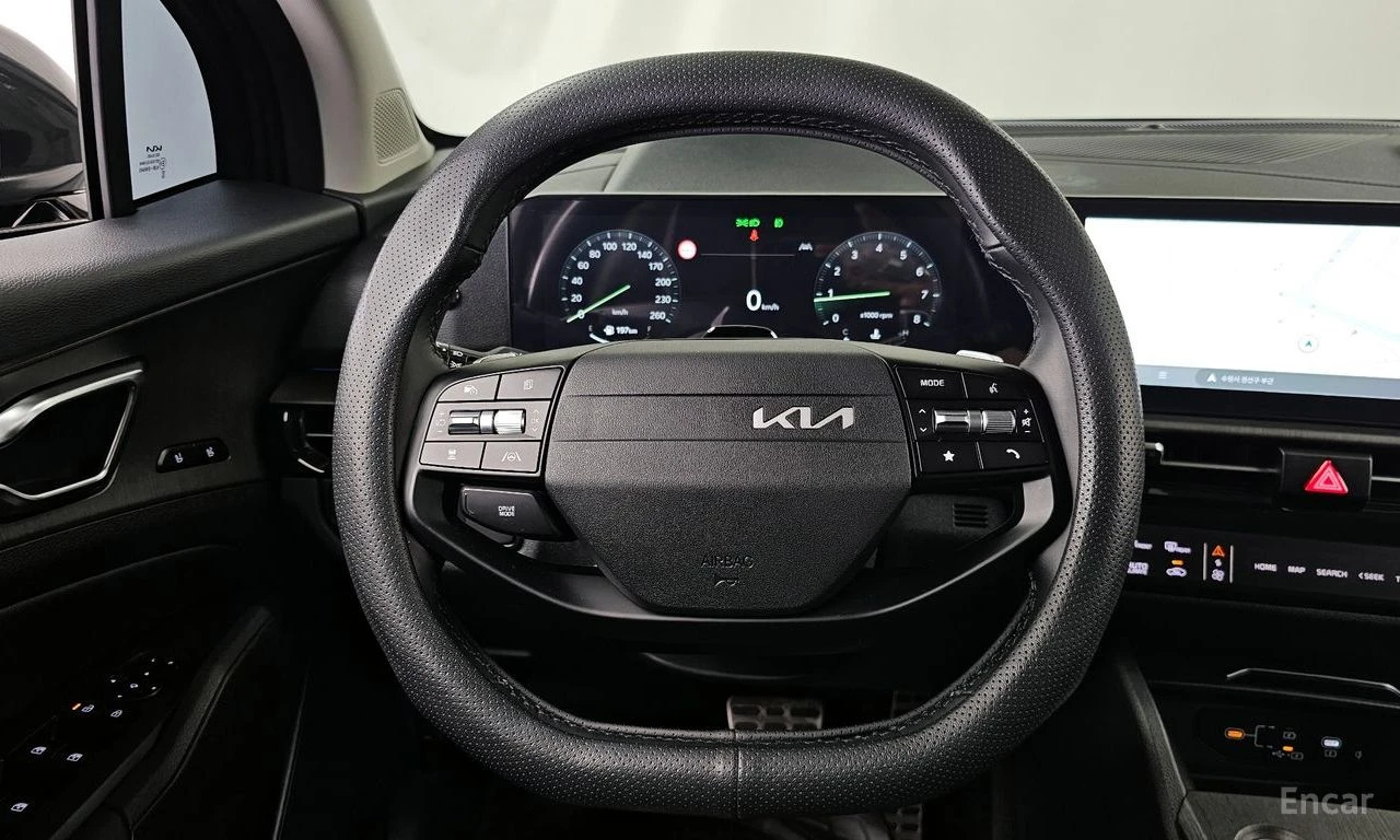 Kia Sportage SIGNATURE* ОБДУХВАНЕ* ДИСТРОНИК* ХЕДЪП* 360КАМЕРА*, снимка 8 - Автомобили и джипове - 55705068
