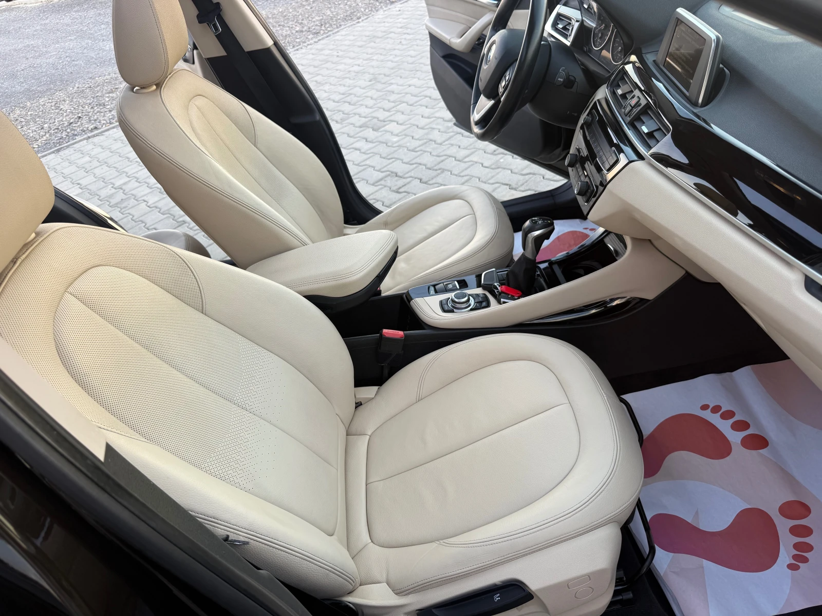 BMW X1 2.0d Сибствен лизинг !!!, снимка 15 - Автомобили и джипове - 55949789