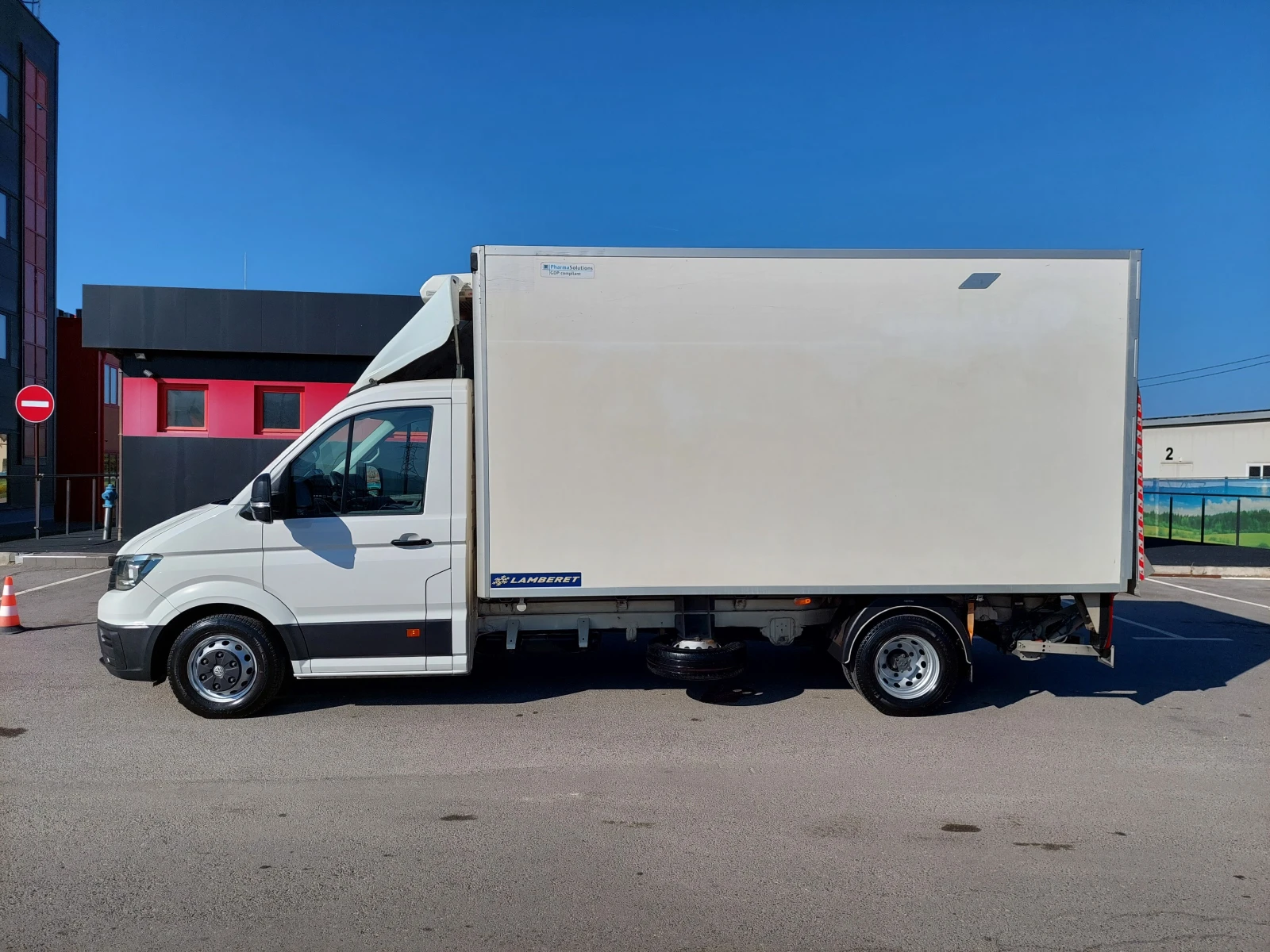 VW Crafter 2.0TDI/177k.c./6MT/N1/ХЛАДИЛЕН 0-8С - изображение 2