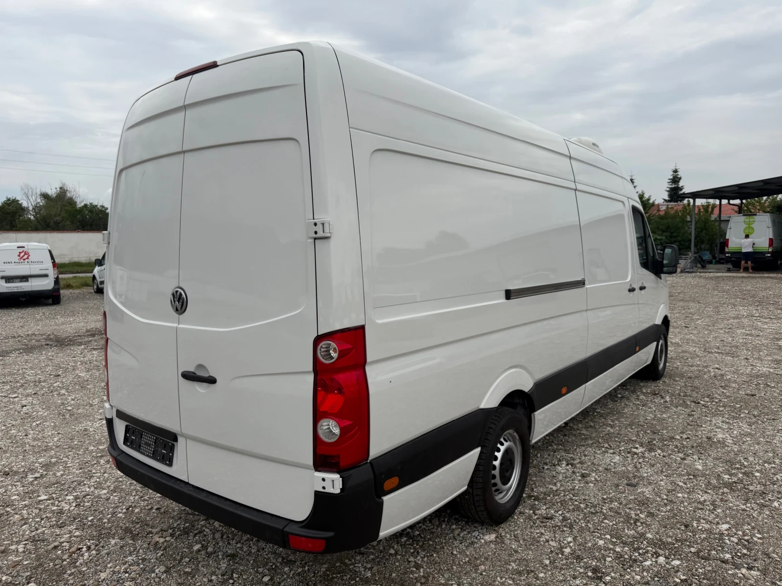 VW Crafter ХЛАДИЛЕН!МАКСИ!THERMOKING!ТОК!ДВЕ СТРАНИЧНИ ВРАТИ!, снимка 6 - Бусове и автобуси - 55030711