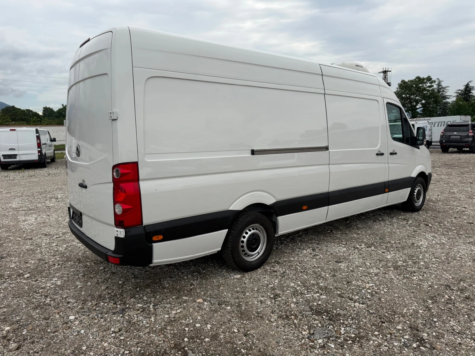 VW Crafter ХЛАДИЛЕН!МАКСИ!THERMOKING!ТОК!ДВЕ СТРАНИЧНИ ВРАТИ!, снимка 5 - Бусове и автобуси - 55030711