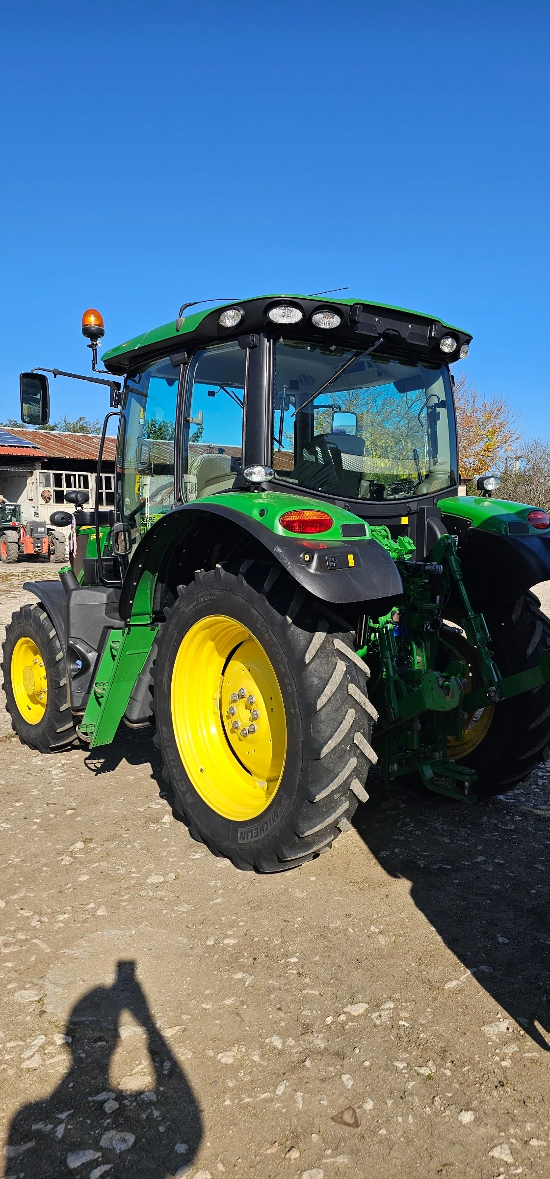 Трактор John Deere 6120R - изображение 8