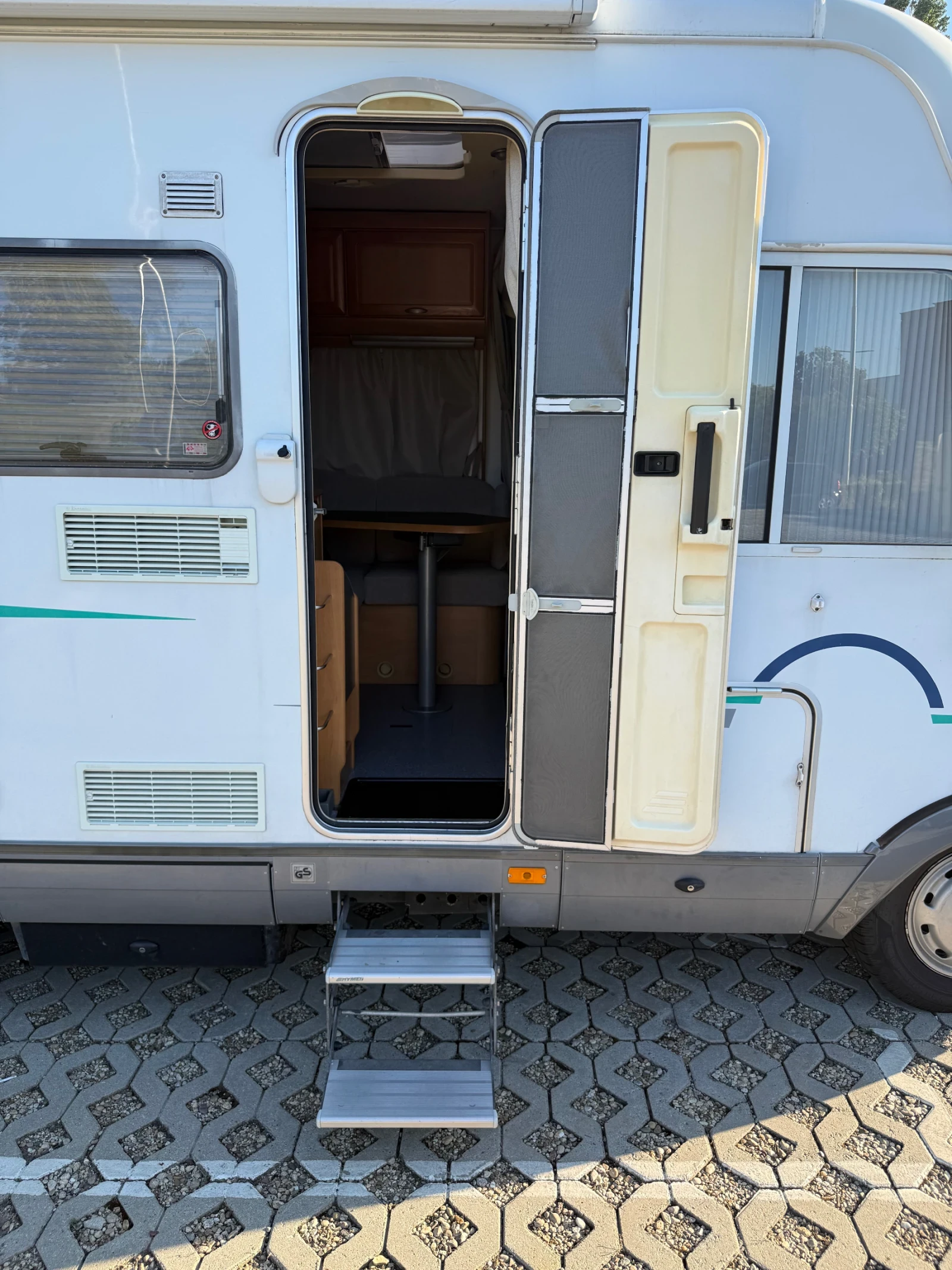 Кемпер HYMER / ERIBA B574, снимка 7 - Каравани и кемпери - 55553124