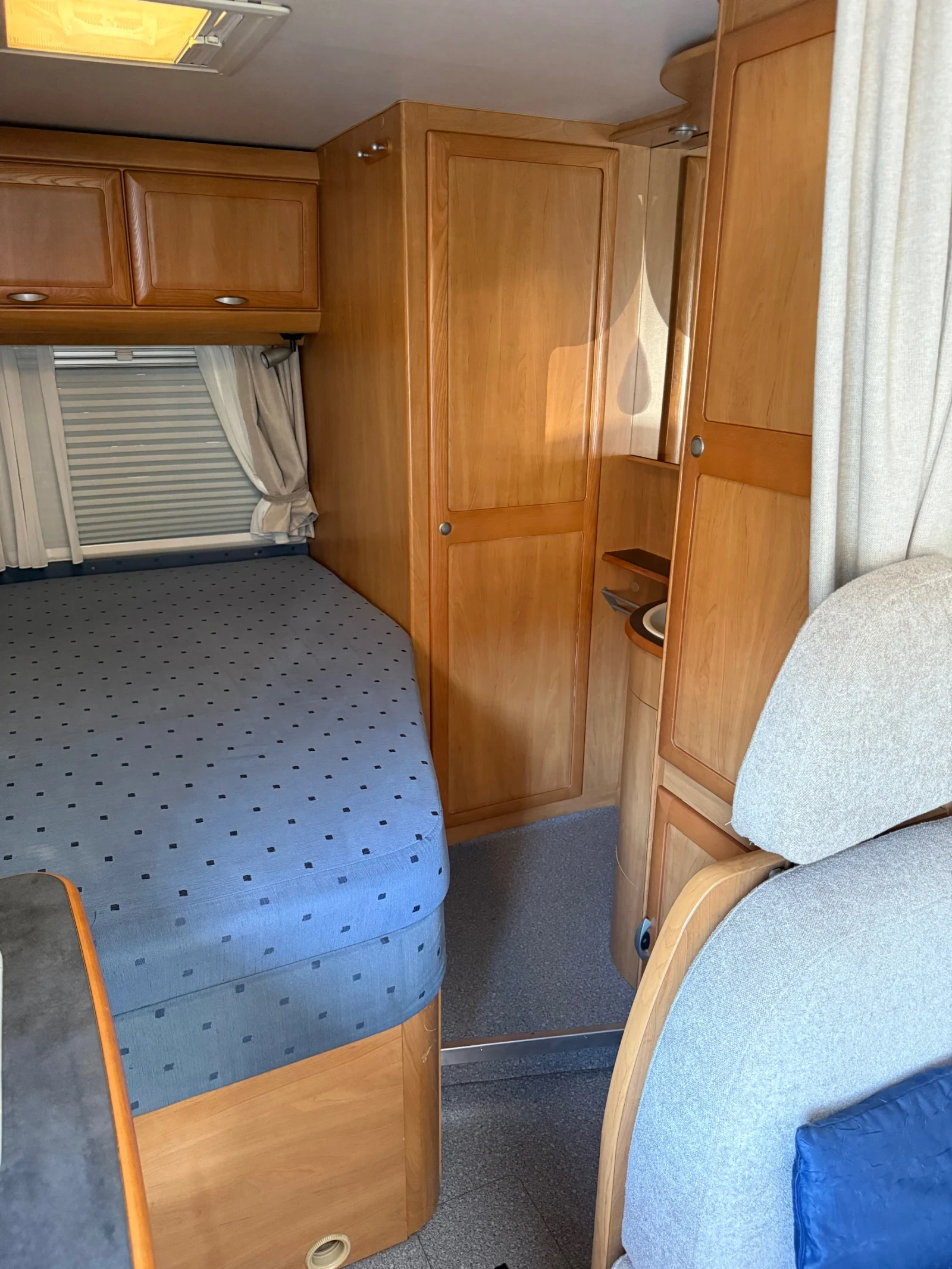 Кемпер HYMER / ERIBA B574, снимка 10 - Каравани и кемпери - 55553124
