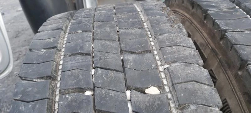 Гуми Всесезонни 235/75R17.5, снимка 5 - Гуми и джанти - 41998913