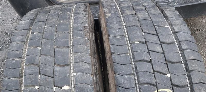 Гуми Всесезонни 235/75R17.5, снимка 3 - Гуми и джанти - 41998913