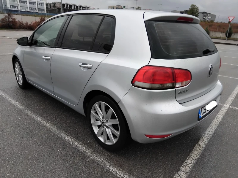 VW Golf, снимка 5 - Автомобили и джипове - 47399990