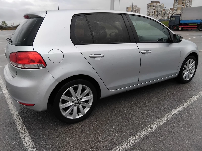 VW Golf, снимка 4 - Автомобили и джипове - 47399990