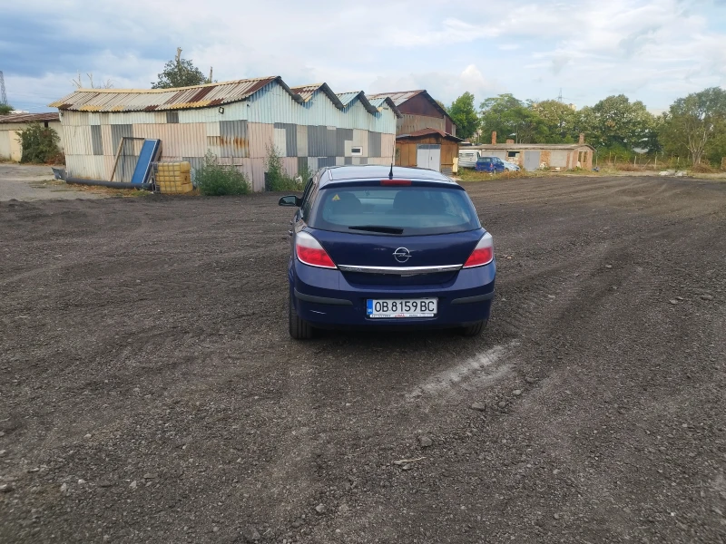 Opel Astra 1.6 агу, снимка 9 - Автомобили и джипове - 48064874