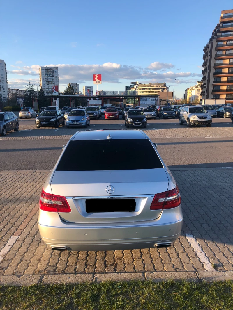 Mercedes-Benz E 350 4MATIC/265hp, снимка 5 - Автомобили и джипове - 48691792