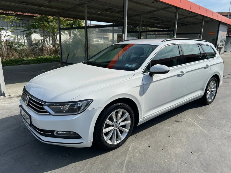 VW Passat, снимка 1 - Автомобили и джипове - 49231585