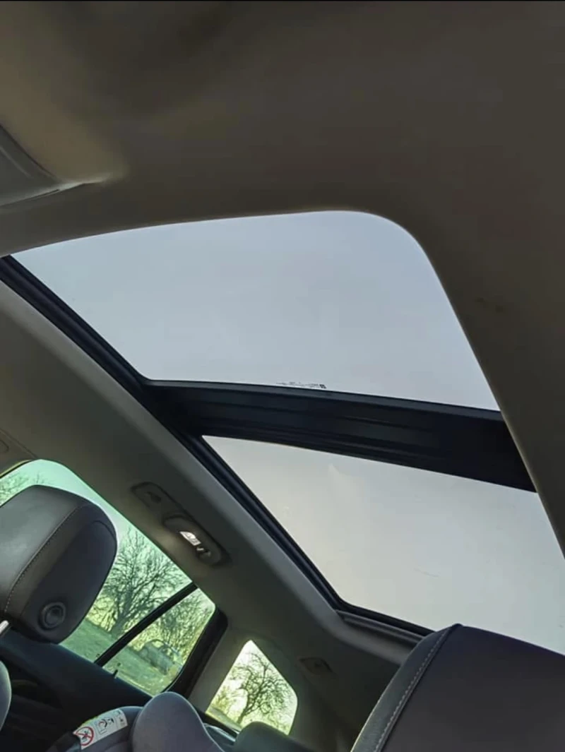 Opel Insignia Sports Tourer, снимка 9 - Автомобили и джипове - 49728458